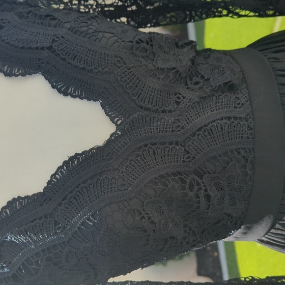 Lulu's Long Sleeve Lace Maxi Dress - Picture 4 of 5